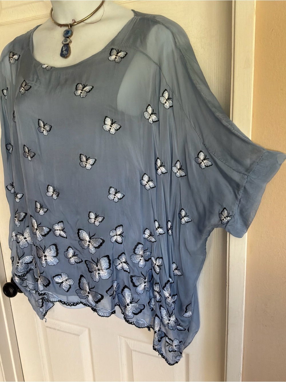 NWT..SCANDAL…Silk Embroidered Top